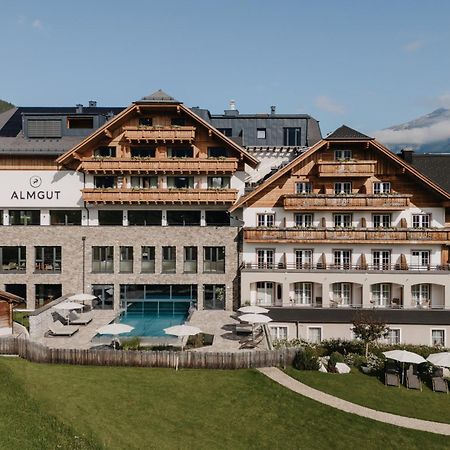 Almgut - Mountain Wellness Hotel Sankt Margarethen im Lungau Zewnętrze zdjęcie